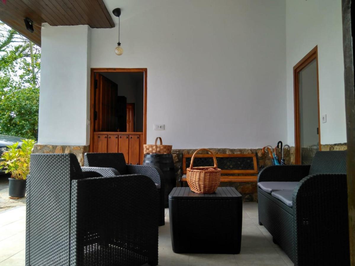 Casa Pepin - Sagasta Rural Oviedoゲストハウス エクステリア 写真