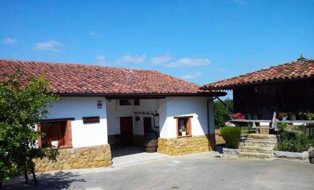 Casa Pepin - Sagasta Rural Oviedoゲストハウス エクステリア 写真